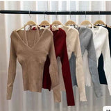 Fongt 2023 New Long-Sleeved Slim V-Necked Two Knitted Shirt Top Women Feel The Bottom