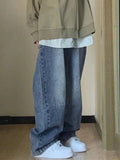 Pocket Design Blue Wash Boyfriend Jeans-Outfit