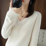 Fongt The 2023 Fall / Winter New Women's Knit Sweater Pullover Women's V-Neck Bottom Plush Sweater-Outfit