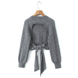 New Street Style Open-Back Knitted Sweater In Autumn Is Tied With A Bow.-Outfit
