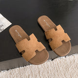 Fongt The Summer Of 2025, The Summer Flat-Bottomed Trendy Drag Wears The Retro Sentence Round 100 With Skirts, The Two Uncle Slippers