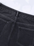 Light Wash Denim Boyfriend Jeans-Outfit