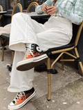 White Washed Boyfriend Jeans-Outfit