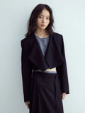 [Daihe] Autumn New Leisure Short Shoulder Buckle Day Silk Wool Round Collar Simple Suit Jacket Female H7110-Outfit