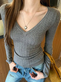 Slim Fit V-Ausschnitt Langarm