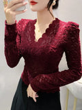 New V-neck Slim Fit Long Sleeve Lace T-shirt for Women V Neck Slim Cropped Tops T Shirts Female Stretch Tee-Outfit