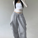 Solid Color Pocket Pleated Sweatpants-Outfit