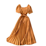 Retro Solid Color Temperament French Collar Hepburn Style Short-Sleeved Waist Show Thin Pleated Dress Large Skirt-Outfit