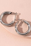Circle Earrings-Outfit