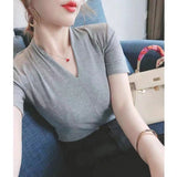 Fongt Temperament Goddess 2024 Autumn New Good Version V Collar Short Sleeve Female Slim Slim Elastic Cotton Black T-Shirt-Outfit
