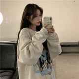 Vintage Mountains Graphic Oversized Sweatshirt-Outfit