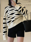 Women‘s Winter Sweater 2023 Oversize Loose Pullover Casual Korean Fashion Print Striped Knitted Pullover for Women Jumper Female-Outfit
