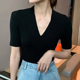 Fongt Temperament Goddess 2024 Autumn New Good Version V Collar Short Sleeve Female Slim Slim Elastic Cotton Black T-Shirt-Outfit