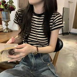 Fongt Bottom Shirt Summer 2024 New Design Sense Short-Sleeved T-Shirt Women's Retro Student Slim