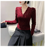 New V-neck Slim Fit Long Sleeve Lace T-shirt for Women V Neck Slim Cropped Tops T Shirts Female Stretch Tee-Outfit