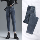Fongt Fall 2024 Model Is Loose And Skinny Turdad Pants-Outfit