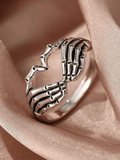 Skull Heart Pattern Ring-Outfit