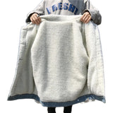 2023 Autumn / Winter New Net Red Retro Lamb Wool Denim Jacket Female Loose Lapel And Velvet And Thick Cotton Clothes And Padded Clothes-Outfit