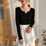 Women's Autumn And Winter Knitted Sweater With 2023 New High-End V Tie Bottom Slim White Long-Sleeved Blouse-Outfit