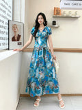Printed Short-Sleeved Dress-Outfit