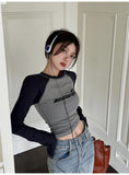 Logo Graphic Long Sleeve Crop Top-Outfit
