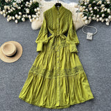 Fongt High-End Retro Lace Splicing Pearl Single Buckle Thin Temperament Collar Lantern Sleeve Dress