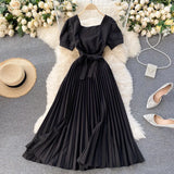 Retro Solid Color Temperament French Collar Hepburn Style Short-Sleeved Waist Show Thin Pleated Dress Large Skirt-Outfit