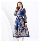 Fongt Famous Woman On Holiday Wrapped With V-Neck Lantern Sleeve Long Retro-Print Dress Elegant Woman
