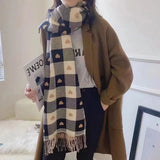 Women Knitted Heart-pattern Plaid Lovey Girl Winter Keep Warm College Fashionable Leisure Chic Classy Female