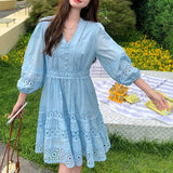 Fongt Dress Women's New French Temperament Thin Design Small V-Neck Lace Single-Drace Ponoved Skirt