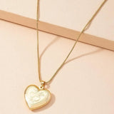 Heart-shaped Pendant Necklace-Outfit