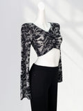 Fongt Black Print Drawcord V-Neck Long-Sleeve T-Shirt For A Summer Spice Girl Is Chic With A Strap-Outfit