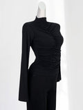 Fongt A Half-High Neck And Long-Sleeved Bottom Top With A High Stretch Top-Outfit