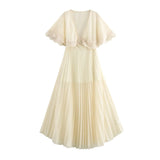Fongt Summer 2025 New Women's Clothing Fashion Plus-Size Temperament French Style V Collar Lace Folded Skirt Girl
