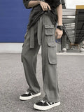 Men's Strap Detail Pocket Loose Cargo Pants-Outfit