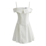 New Style Of Sweet Wind In Early Spring Has A Slim Collar And Shows A Thin Solid Color Halter Skirt.-Outfit