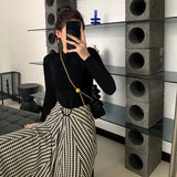 T-Shirt Women's Shoulder European 2023 New Thin Round Neck Cotton Folded Long-Sleeved Bottomed Blouse-Outfit