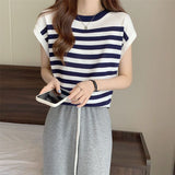Retro Sleeveless T-Shirt With Stylish Design Style