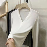 Fongt Temperament Goddess 2024 Autumn New Good Version V Collar Short Sleeve Female Slim Slim Elastic Cotton Black T-Shirt-Outfit