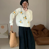 Fongt Autumn And Winter New Hook Flower Stereo Embroidery Art Retro Pullover Sweater Loose Show Thin Short Sweater Woman-Outfit